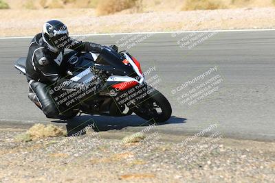 media/Oct-16-2022-TrackXperience (Sun) [[236a00b5b6]]/Group 3/session 4 turn 2/